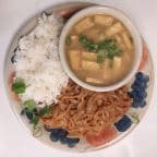 Best Curry Tofu, Steamed Rice, and Pad Thai Combo Plate in Missoula, MT