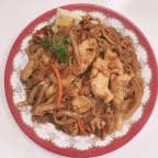 Best Chicken Pad Thai Lunch Special in Missoula, MT